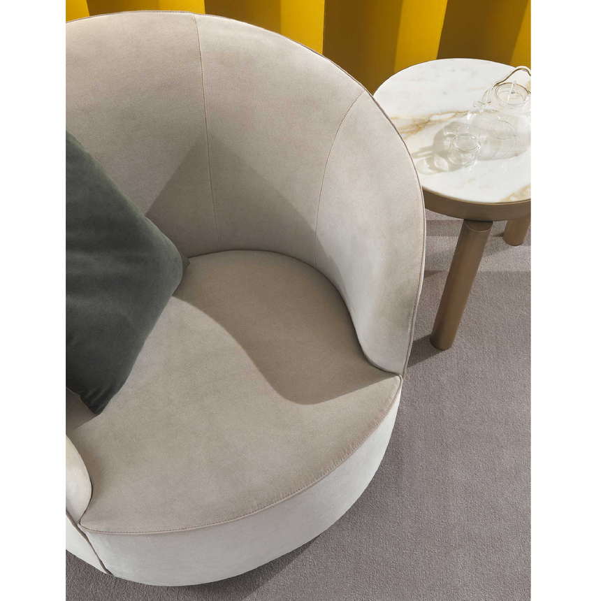 Curved Lounge Armchair | Marelli Moon | Italianfurniture.com