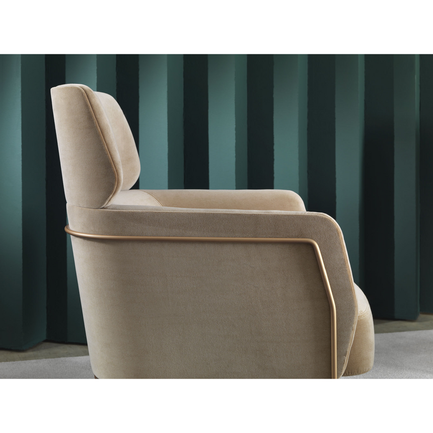 Metal Framed High-Back Armchair | Marelli Nest | Italianfurniture.com