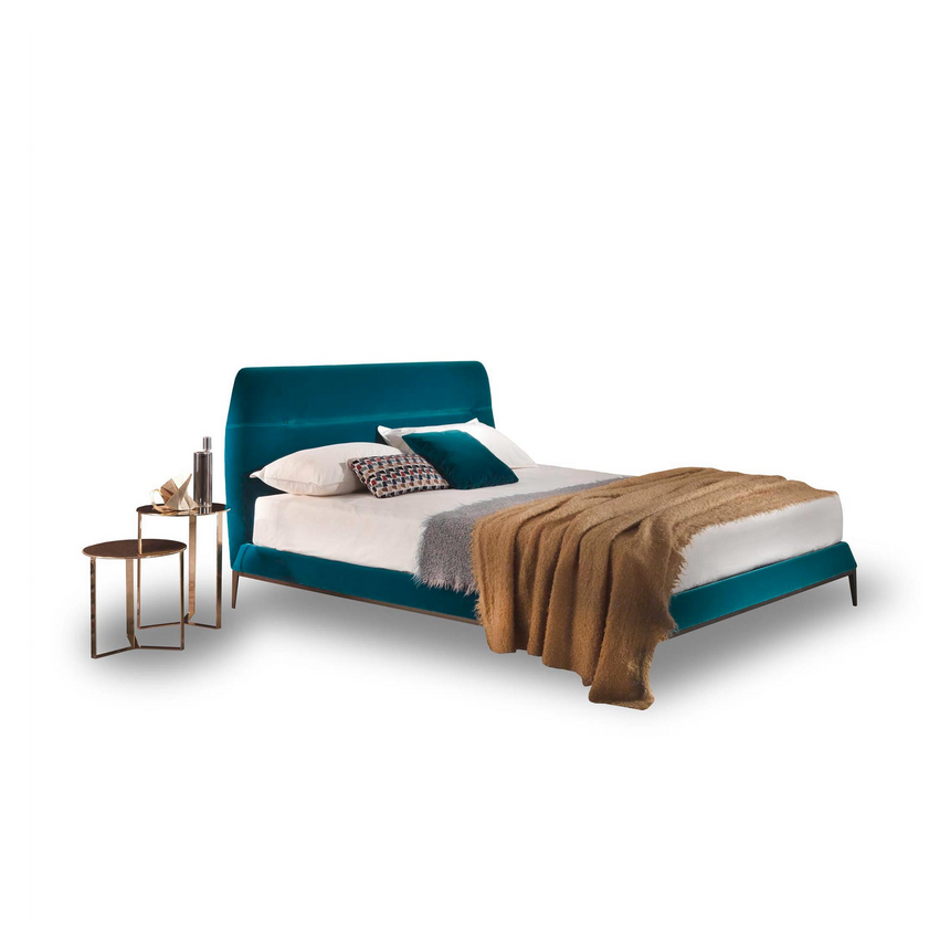 Minimalist Bed Cushion | Marelli Brandon | Italianfurniture.com