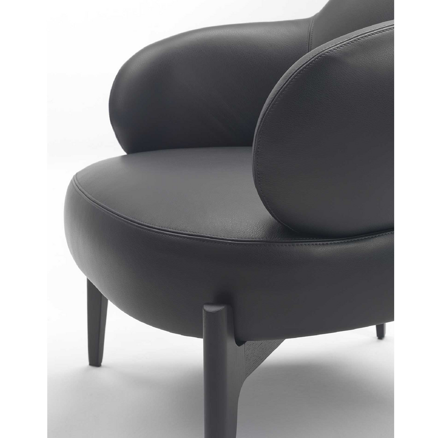 Modern Chunky Lounge Armchair | Marelli Sign | Italianfuniture.com