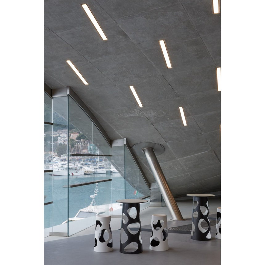 White Stackable Outdoor Stool | Myyour Liberty | Italianfurniture.com