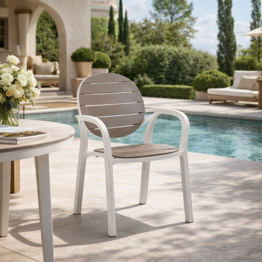 Round-Back Slatted Armchair | Nardi Palma | Italianfurniture.com