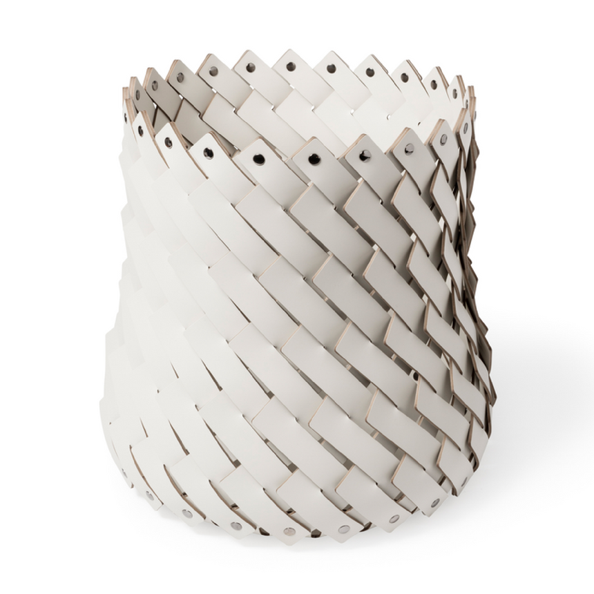 Handwoven Leather Strips Basket M | Pinetti Almeria | Italianfurniture.com