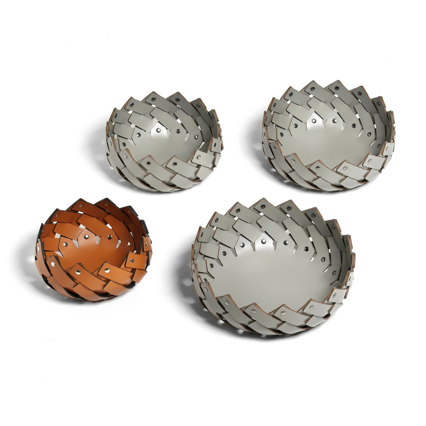 Woven Leather Strips Emptyy Pocket | Pinetti Almeria | Italianfurniture.com