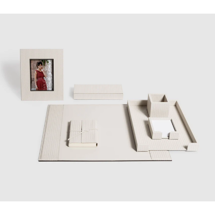 Leather Lidded Pencil Box | Pinetti Larry | Italianfurniture.com