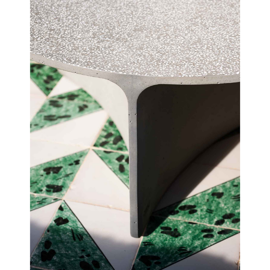Concrete Outdoor Coffee Table | Roda Aspic | Italianfurniture.com