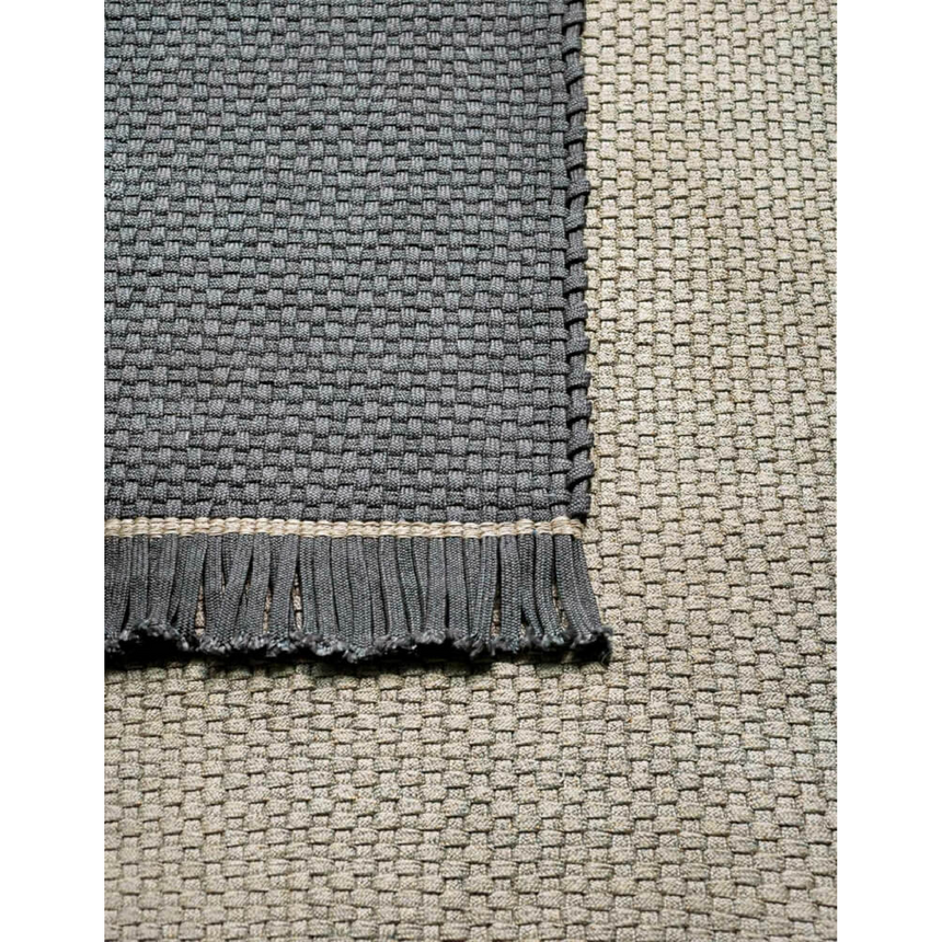 Fringed Loom Outdoor Rug | Roda Atlas | Italianfurniture.com