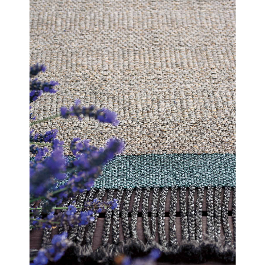Fringed Loom Outdoor Rug | Roda Atlas | Italianfurniture.com