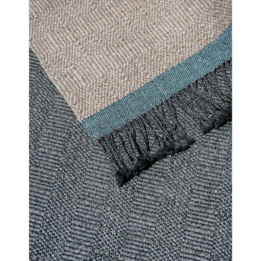 Fringed Loom Outdoor Rug | Roda Atlas | Italianfurniture.com