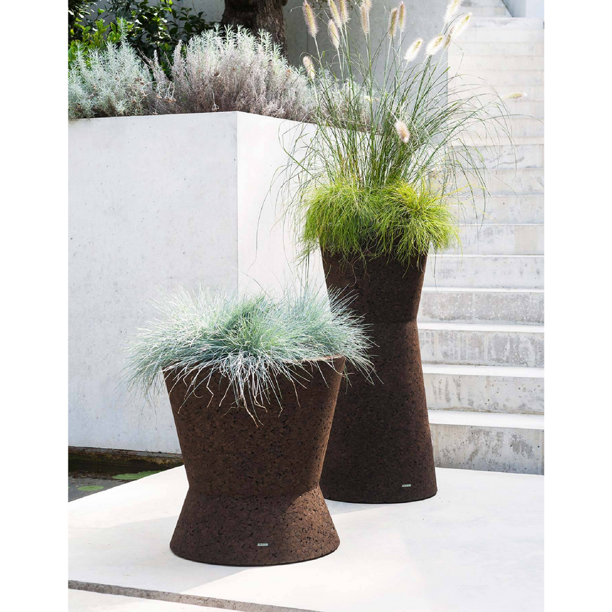 Hourglass Cork Outdoor Planter | Roda Bush On | Italianfurniture.com