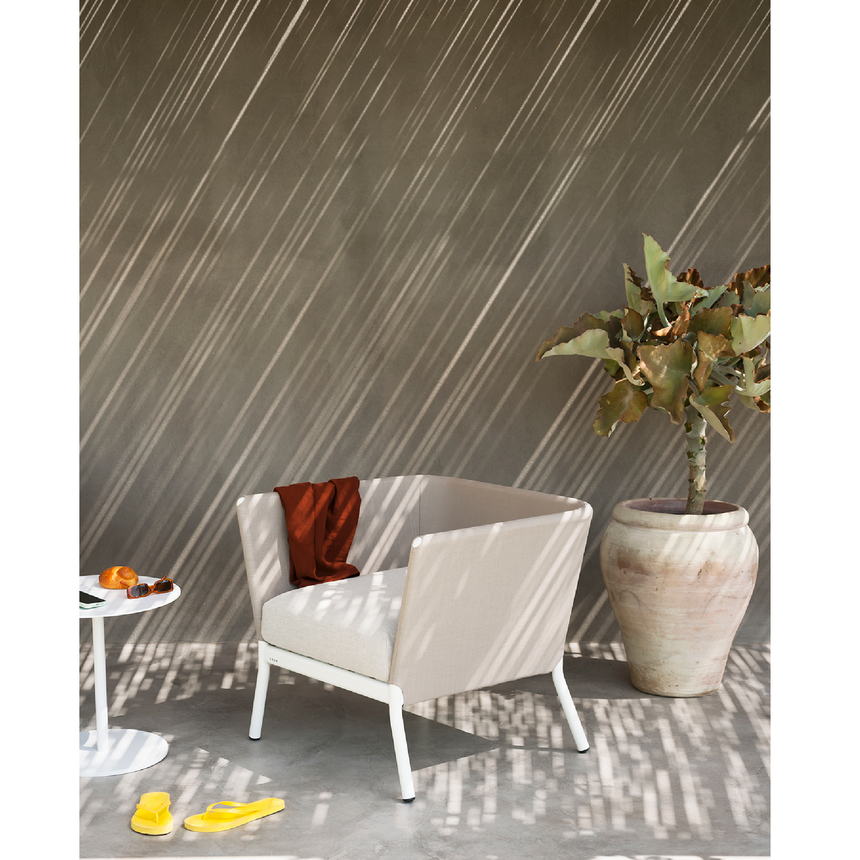 Flared 1-Seater Outdoor Sofa | Roda Calla | Italianfurniture.com