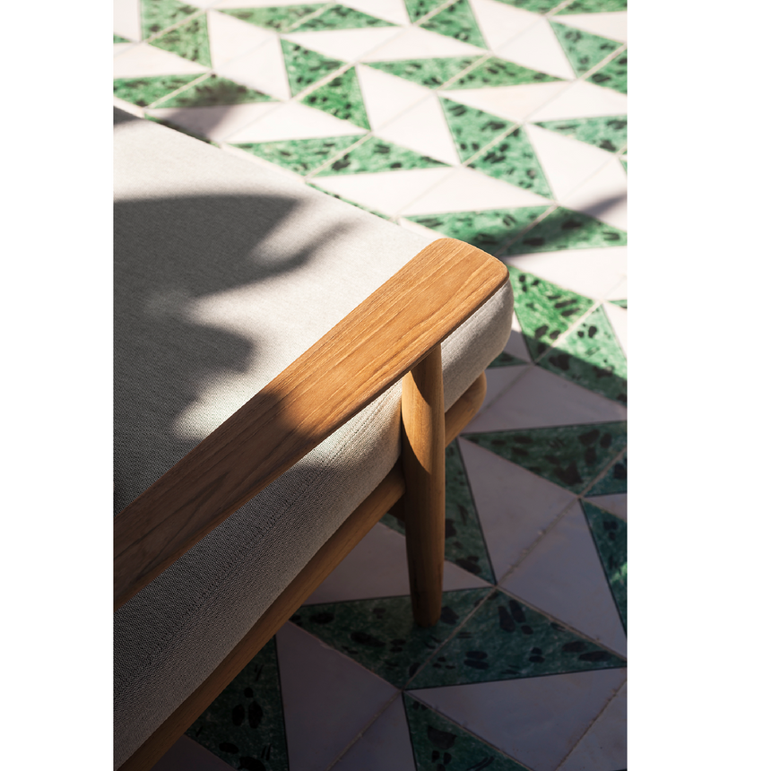 Splayed Leg 3-Seater Outdoor Sofa | Roda Levante | Italianfurniture.com