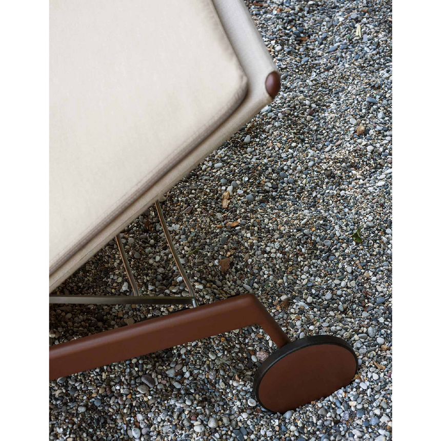 Painted Aluminum Stackable Sunlounger | Roda Piper | Italianfurniture.com