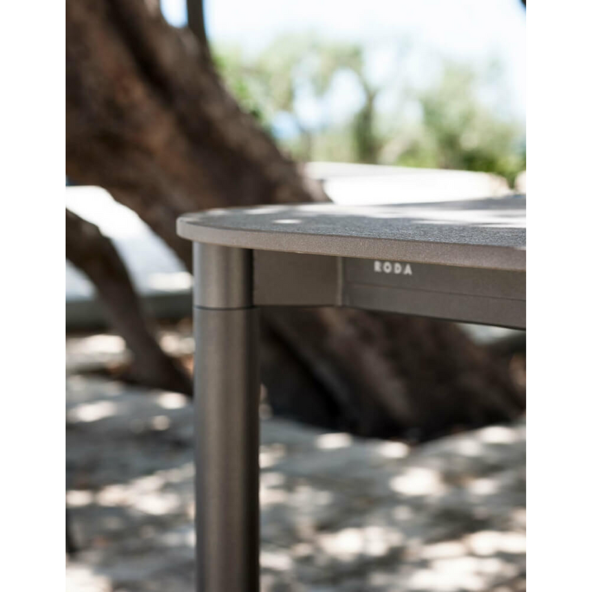 Stainless Steel Outdoor Extendable Table | Roda Piper