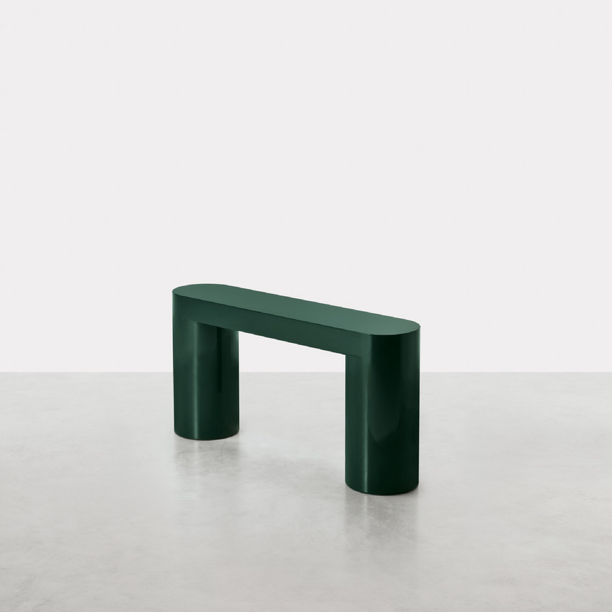 Monolithic Lacquered Console Table | Somaschini Lazy-O | Italianfurniture.com