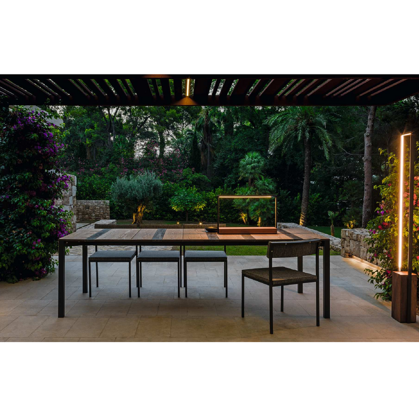 Steel Framed Outdoor Floor Lamp | Talenti Casilda | Italianfurniture.com