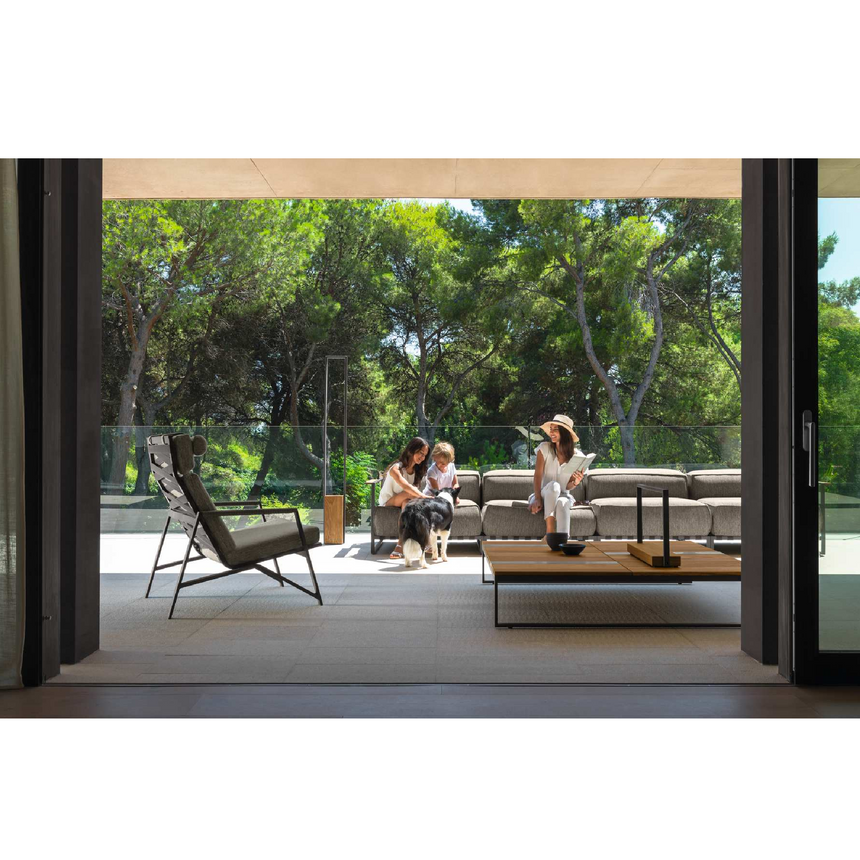 Steel Framed Outdoor Floor Lamp | Talenti Casilda | Italianfurniture.com