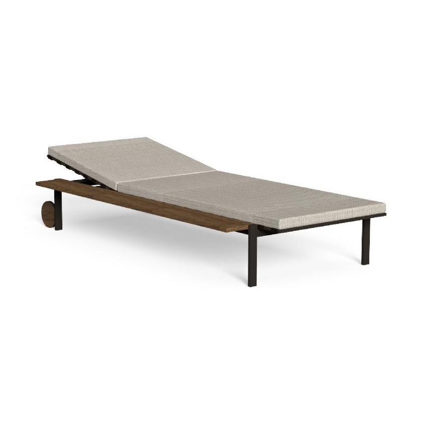 Wooden Shelf Sun Lounger | Talenti Casilda | Italianfurniture.com