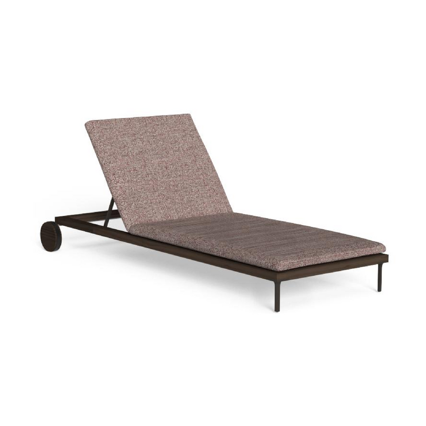 Wood Base Sun Lounger | Talenti CleoSoft | Italianfurniture.com