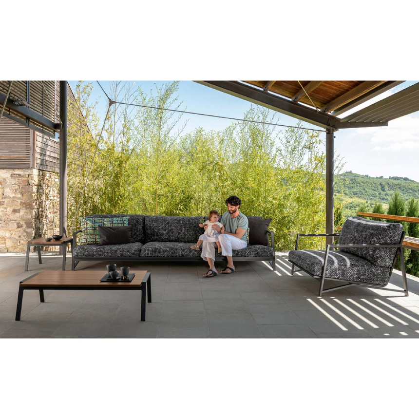 Iroko Wood Outdoor Dining Table | Talenti Cottage | Italianfurniture.com