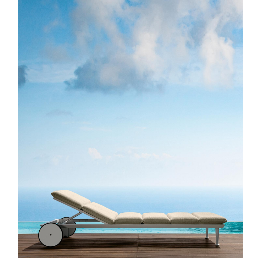 Aluminum Back-Wheeled Sun Lounger | Talenti Cruise | Italianfurniture.com