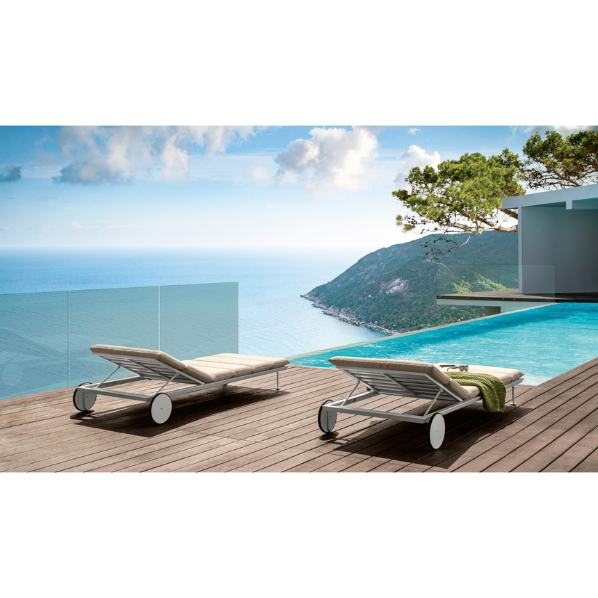 Aluminum Back-Wheeled Sun Lounger | Talenti Cruise | Italianfurniture.com