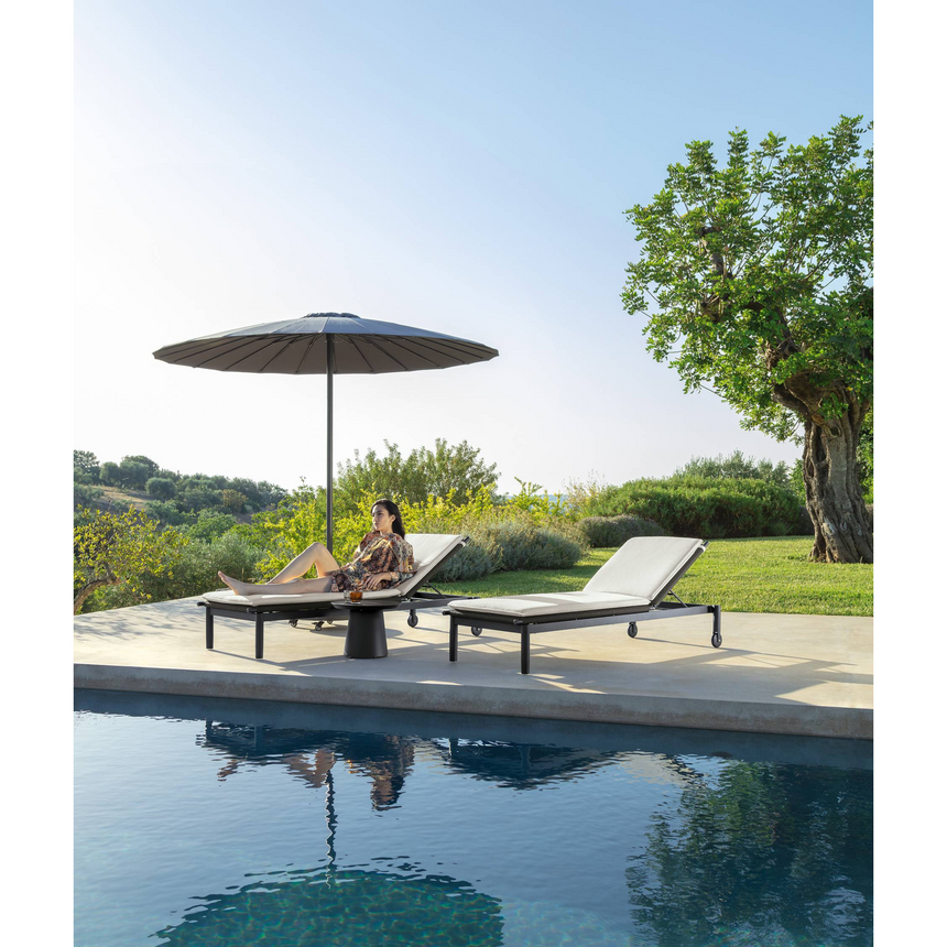 Adjustable Back Sun Lounger | Talenti Dolcevita | Italianfurniture.com