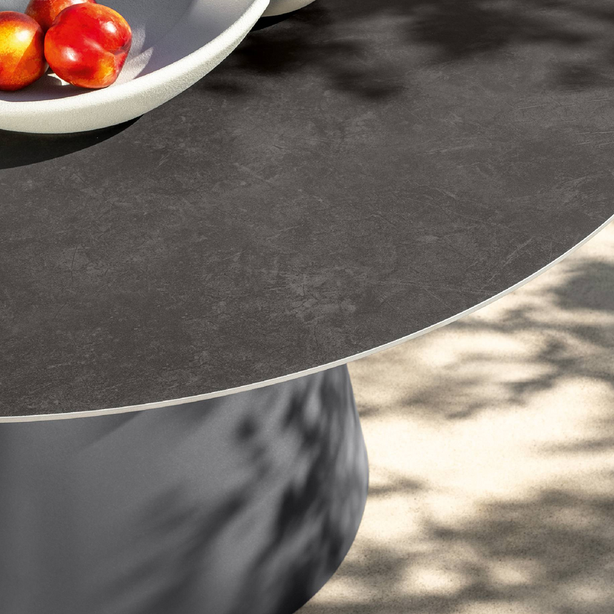 Conical Base Outdoor Coffee Table | Talenti Dolcevita | Italianfurniture.com