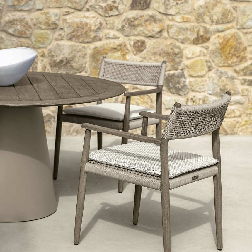 Round Teak Outdoor Dining Table | Talenti Dolcevita | Italianfurniture.com