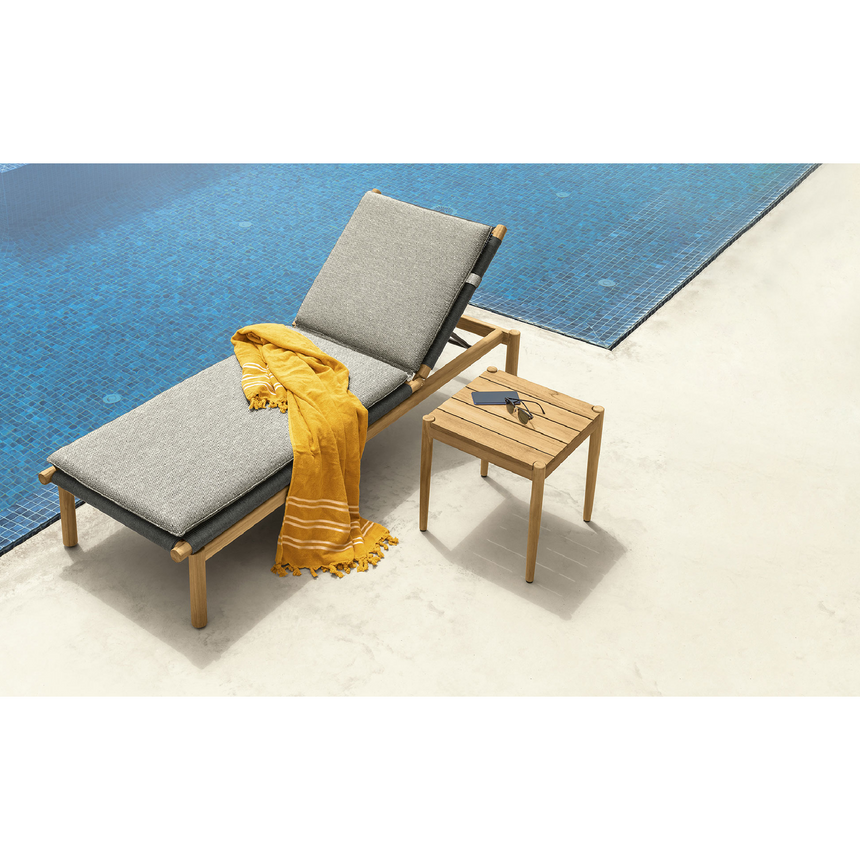 Square Teak Outdoor Side Table | Talenti Dolcevita | Italianfurniture.com