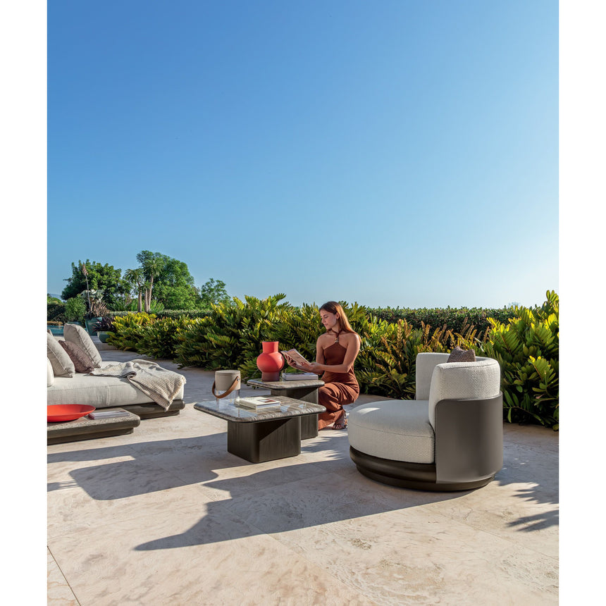 High Minimal Outdoor Coffee Table | Talenti Itaca | Italianfurniture.com