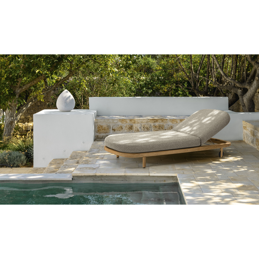 Wood Framed Sun Lounger | Talenti Karen | Italianfurniture.com