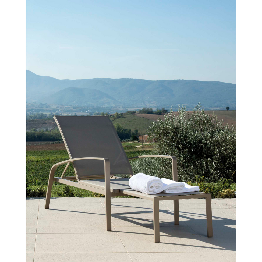 Aluminum Outdoor Ottoman | Talenti Lady | Italianfurniture.com