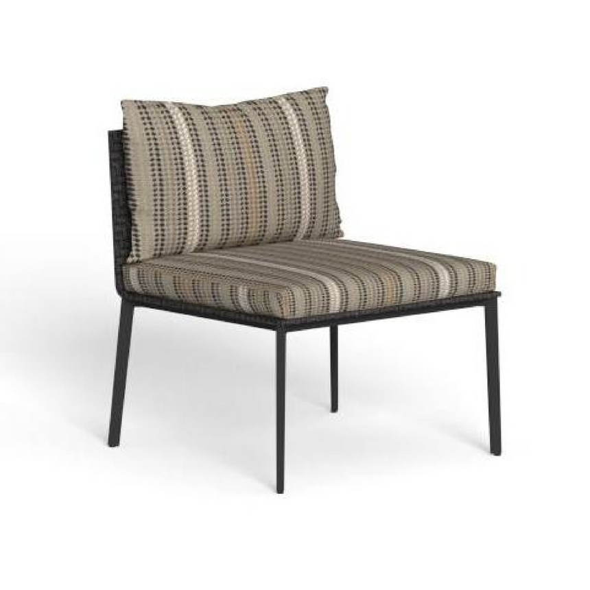 Aluminum Framed Outdoor Lounge Armchair | Talenti Leaf | Italianfurniture.com
