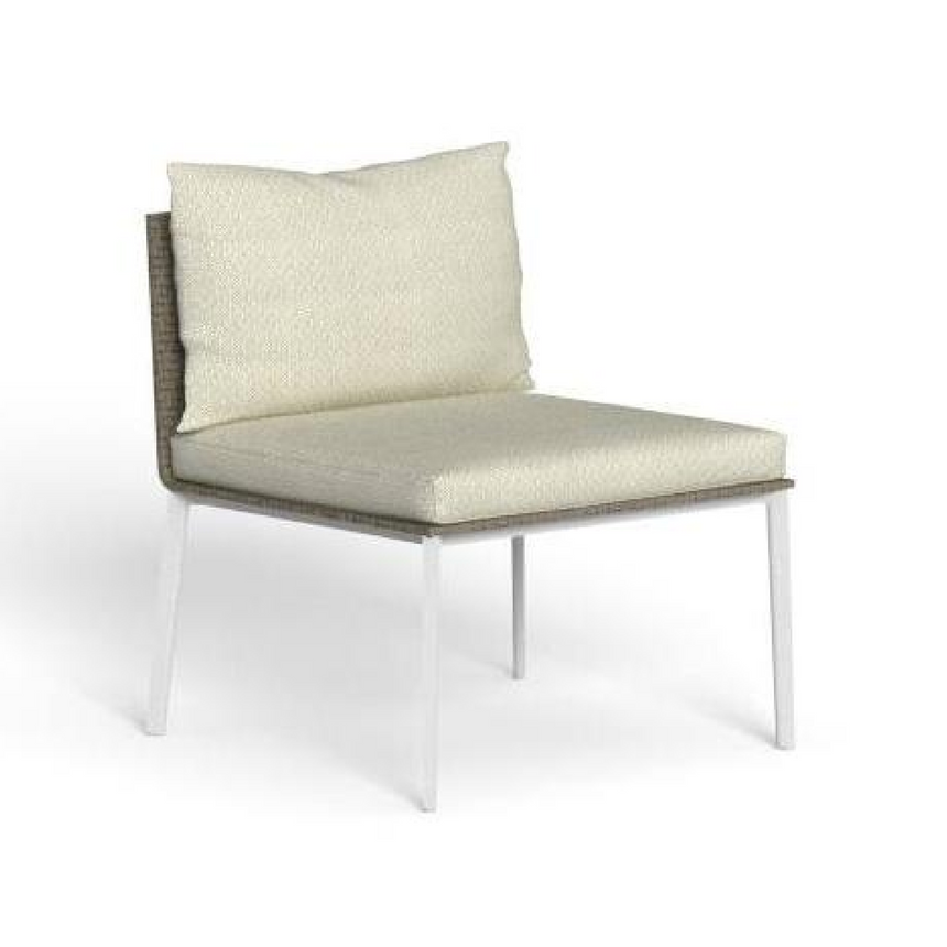 Aluminum Framed Outdoor Lounge Armchair | Talenti Leaf | Italianfurniture.com