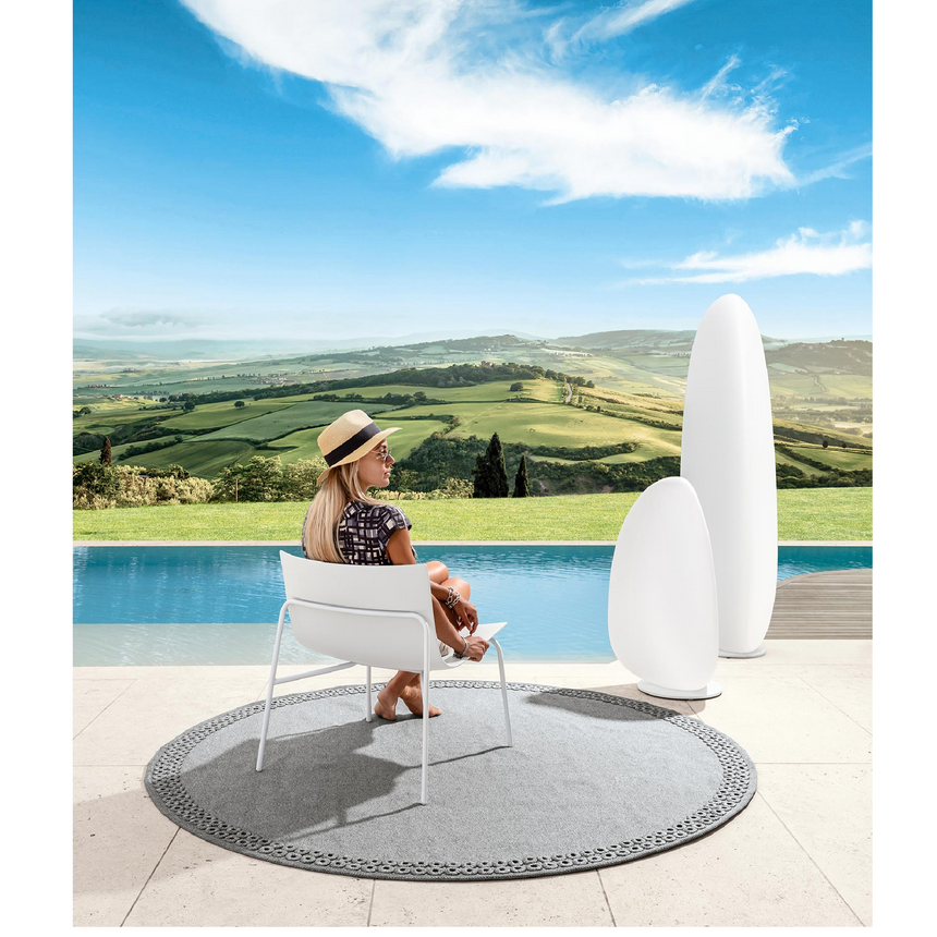 Molded Outdoor Lounge Chair | Talenti Malè | Italianfurniture.com