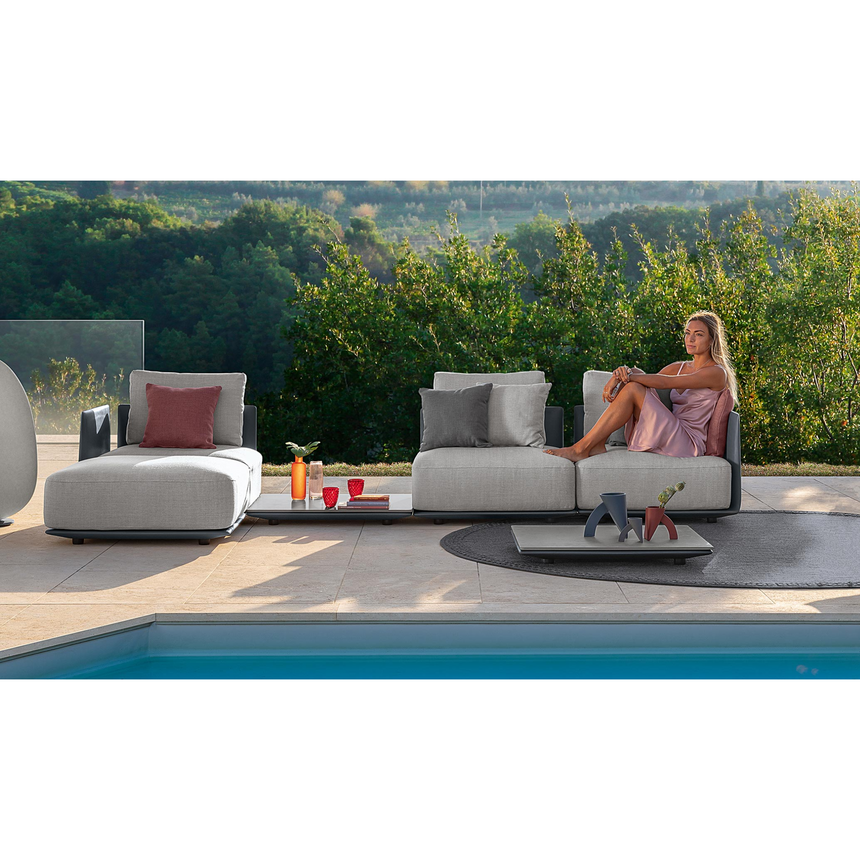 Square Stoneware Outdoor Coffee Table | Talenti Malè | Italianfurniture.com