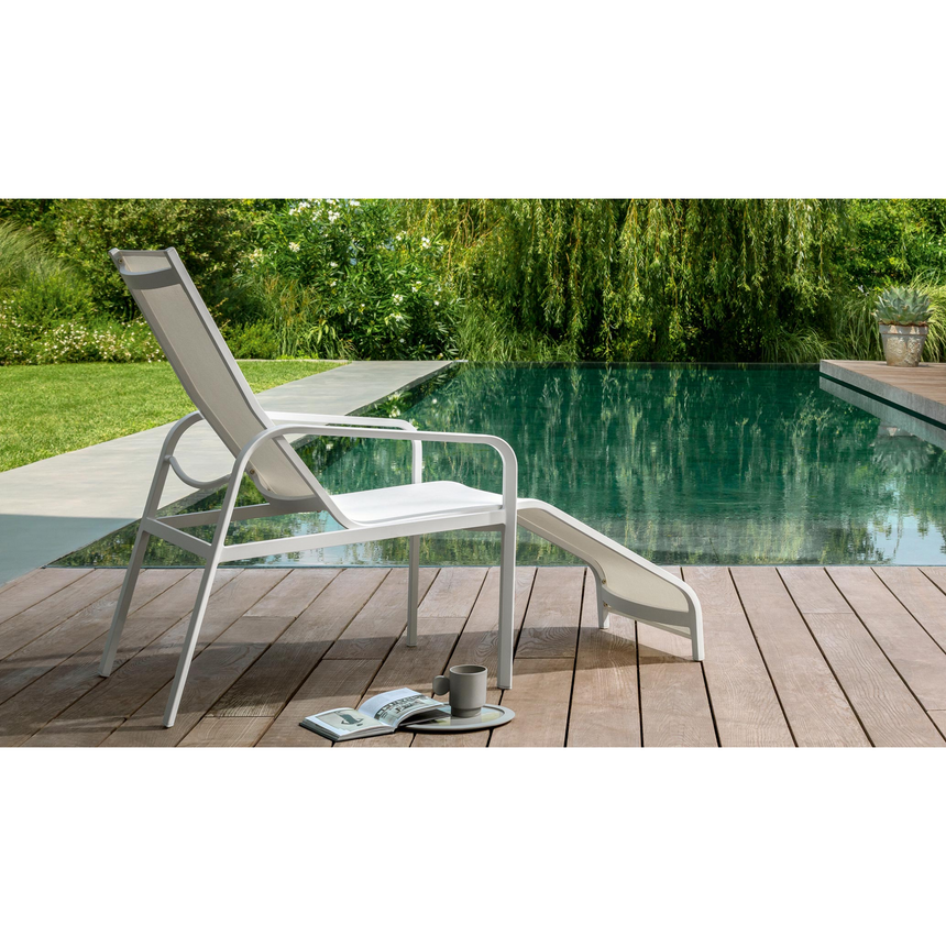 Stackable Reclining Deck Chair | Talenti Milo | Italianfurniture.com