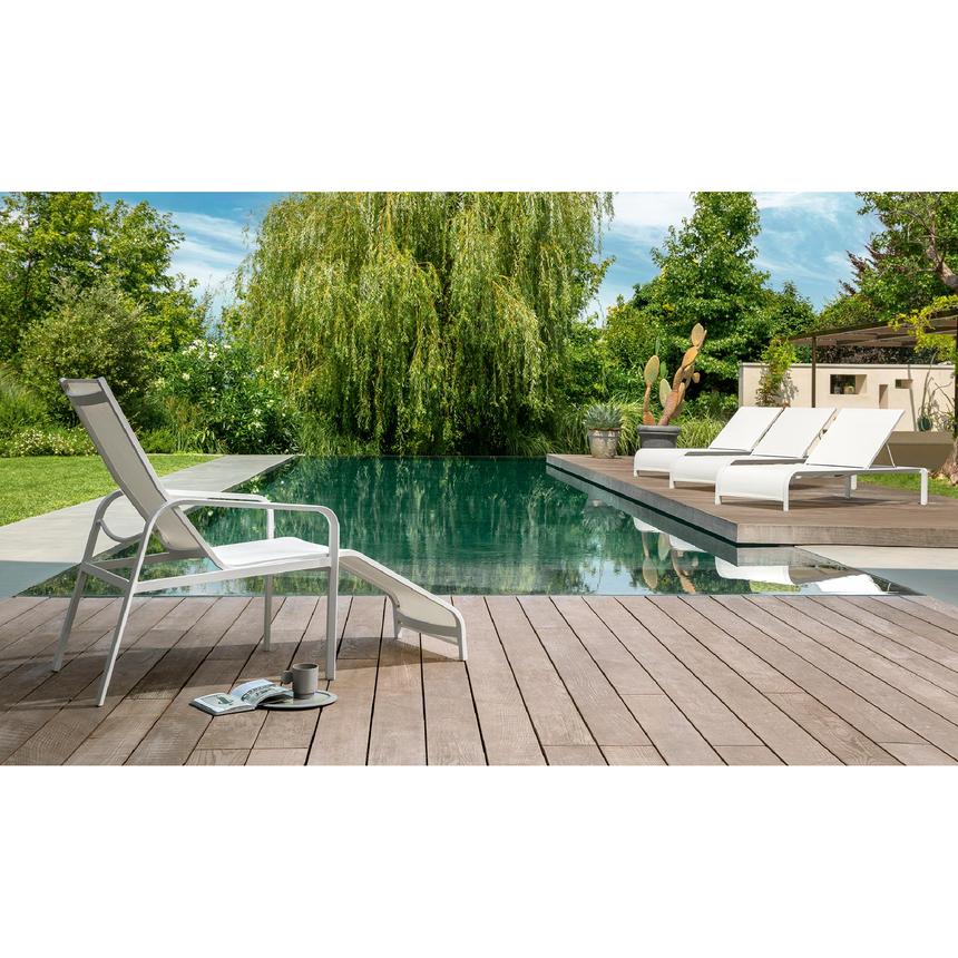 Stackable Reclining Deck Chair | Talenti Milo | Italianfurniture.com