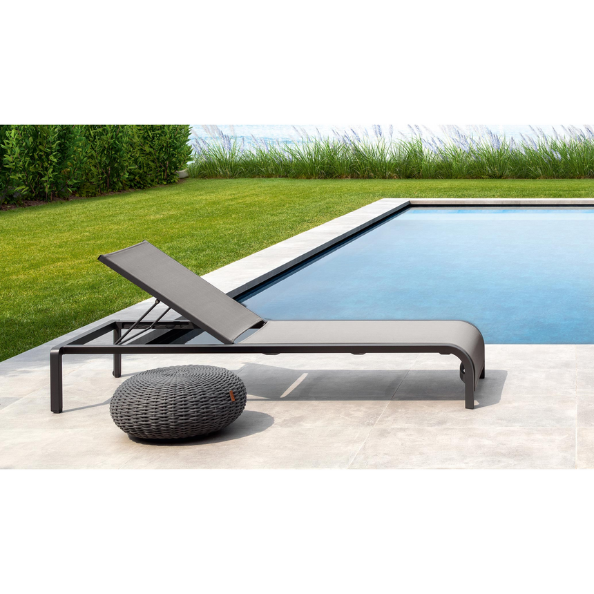 Stackable Reclining Sun Lounger | Talenti Milo | Italianfurniture.com