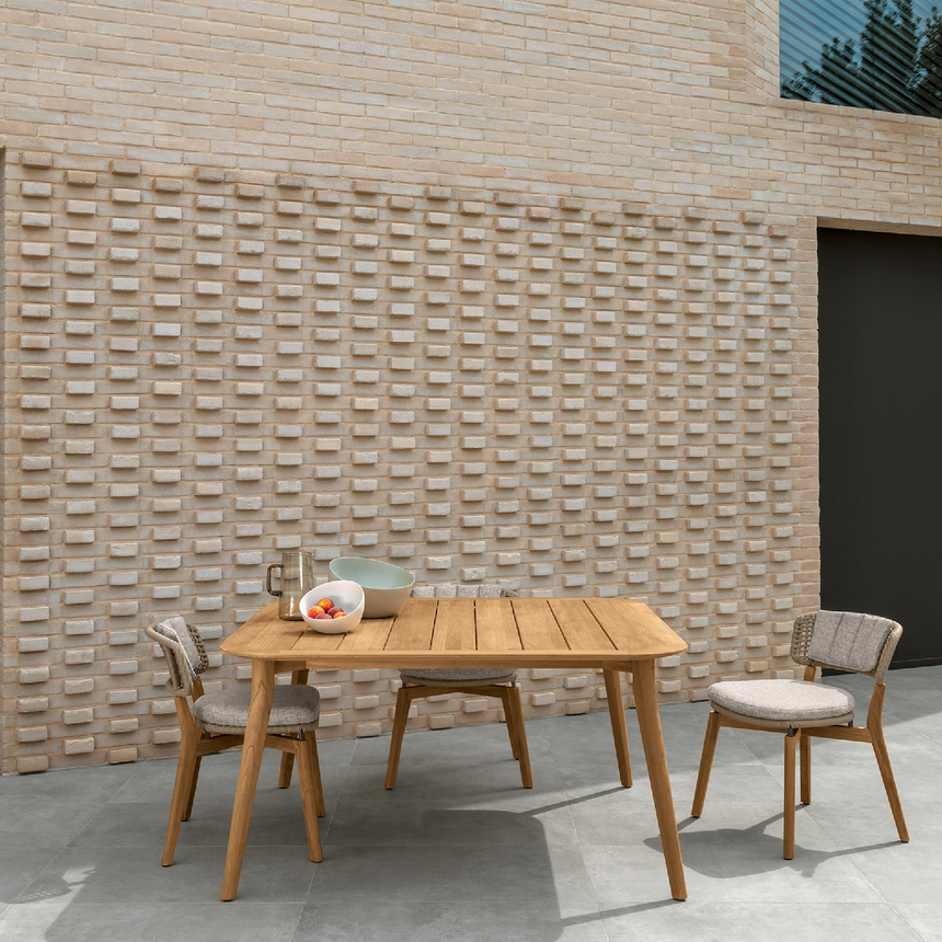 Slatted Teak Outdoor Dining Table | Talenti Moon | Italianfurniture.com