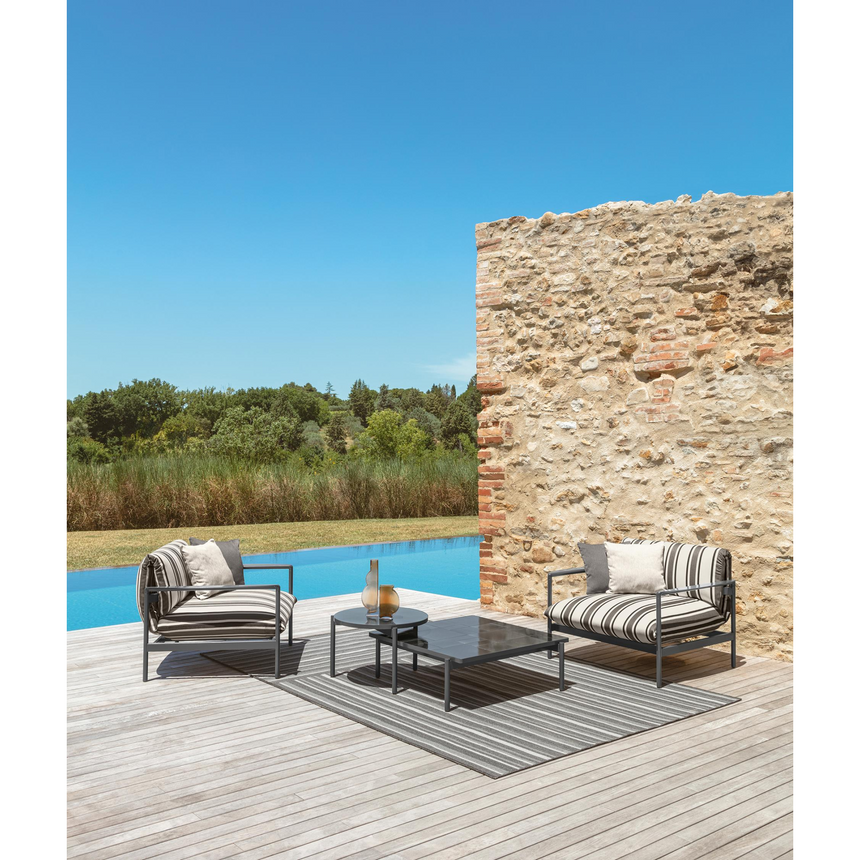 Striped Outdoor Sofa | Talenti Nalu | Italianfurniture.com