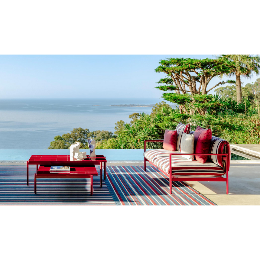 Striped Outdoor Sofa | Talenti Nalu | Italianfurniture.com