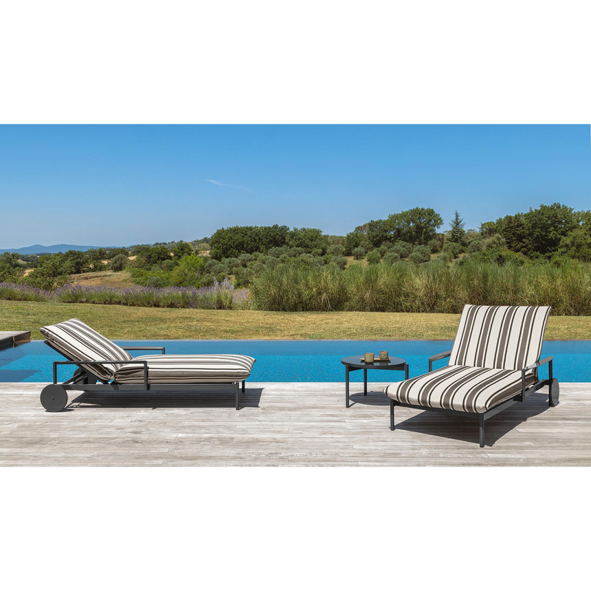 Striped Sun Lounger | Talenti Nalu | Italianfurniture.com