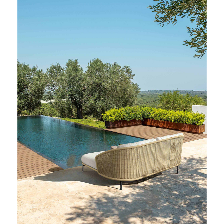 Wicker Back Curved Outdoor Sofa | Talenti Nido | Italianfurniture.com