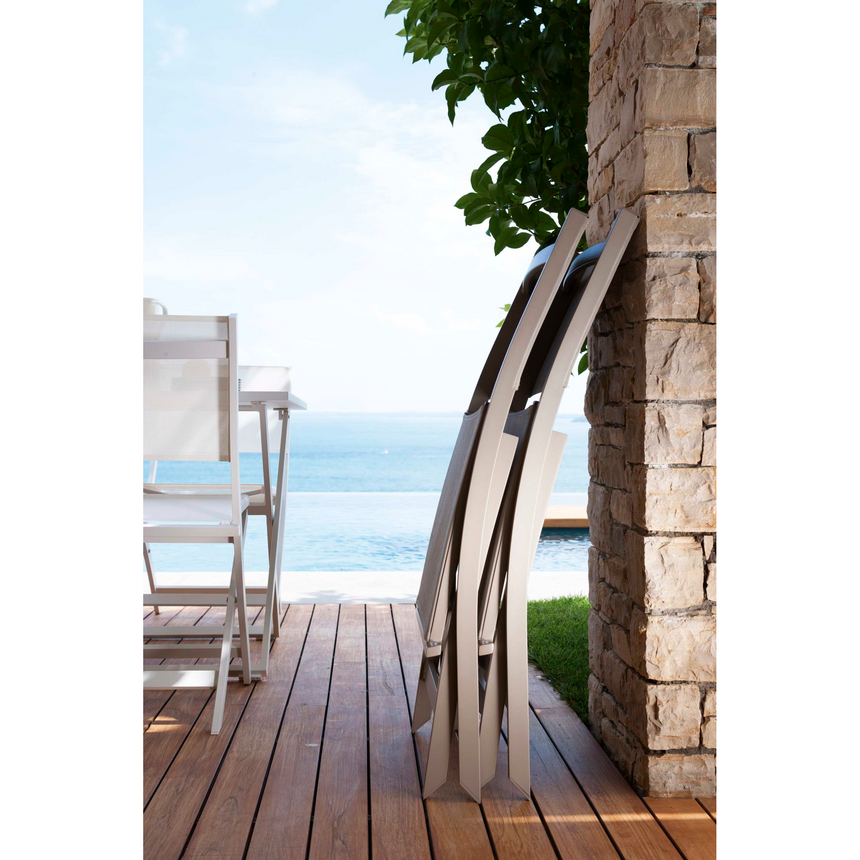 Textilene Outdoor Folding Chair | Talenti Queen | Italianfurniture.com