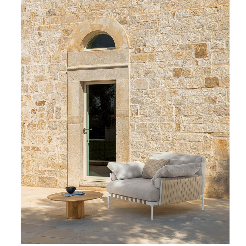 Strapped Outdoor Living Armchair | Talenti Salinas | Italianfurniture.com