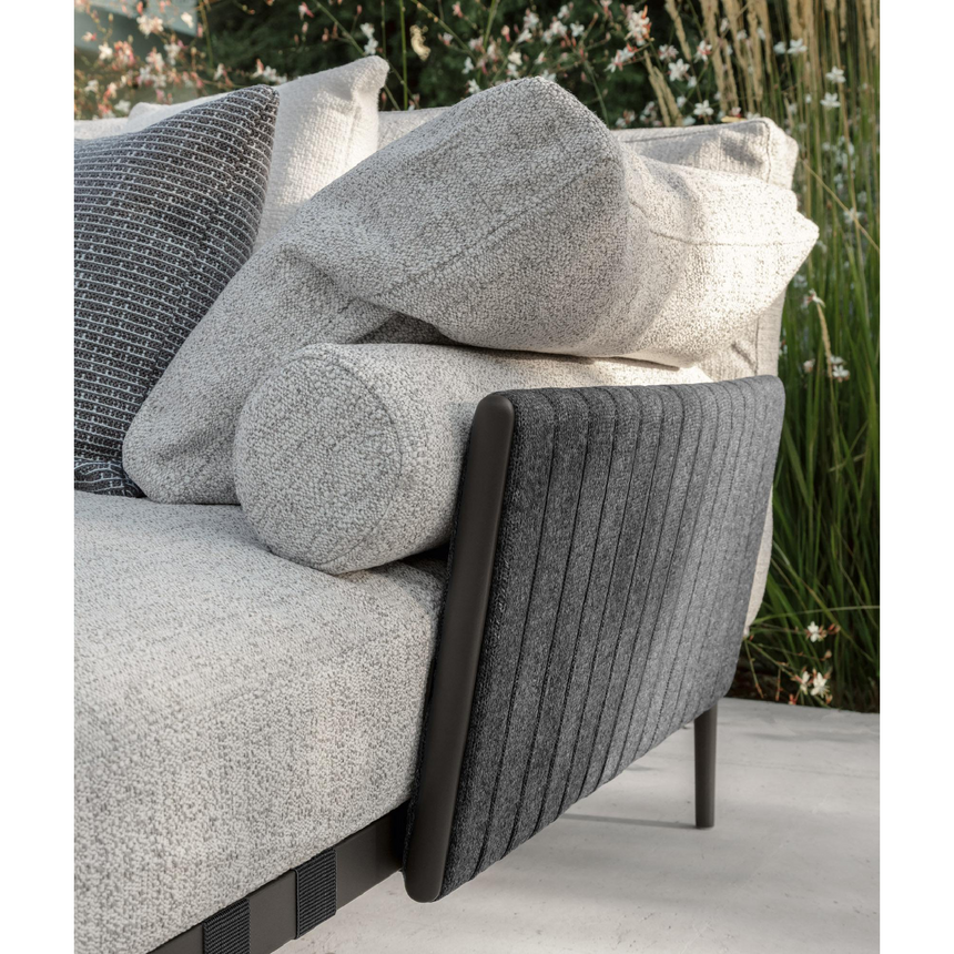 Strapped Outdoor Living Armchair | Talenti Salinas | Italianfurniture.com
