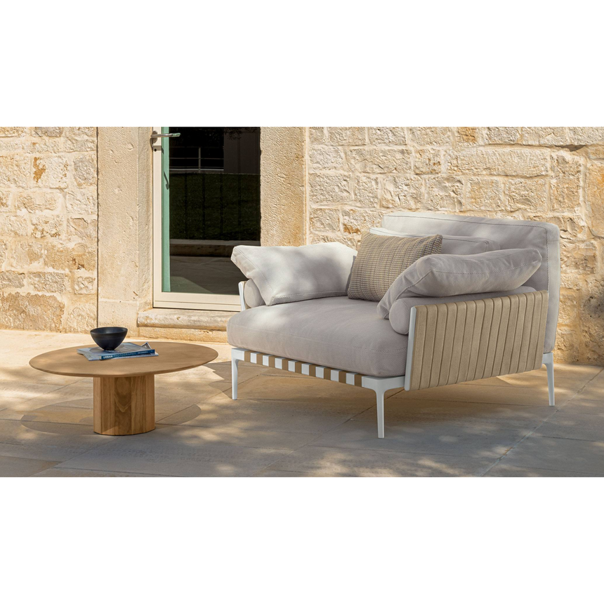 Strapped Outdoor Living Armchair | Talenti Salinas | Italianfurniture.com