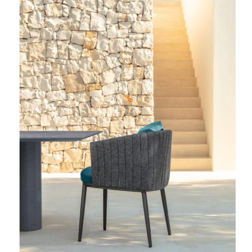 Concrete Outdoor Dining Table | Talenti Salinas | Italianfurniture.com